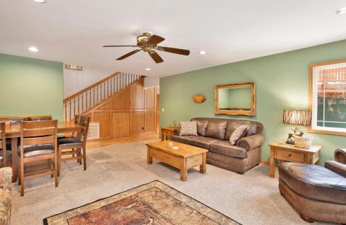 Fawnskin Chalet De Esquí | Fawnskin Log Cabin- Luxurious Group Log Cabin Estate- Hot Tub- Walk to Lake