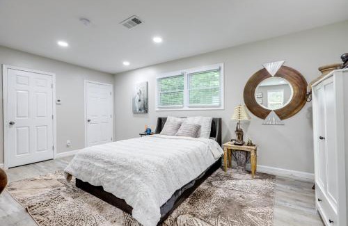 Fayetteville Apartamento | Fayetteville Vacation Rental - Near Lake McIntosh!