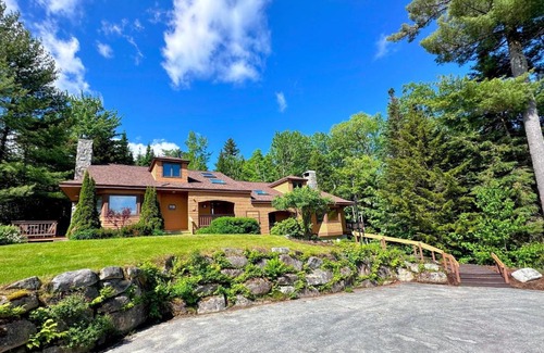 Bretton Woods Casa | FC44 Renovated 3bed 3bath Forest Cottage AC views yard fast wifi Walk to skiing