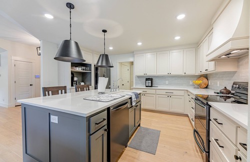 Bella Vista Casa | Featured On HGTV! Private Lake Access! MTB Trails!