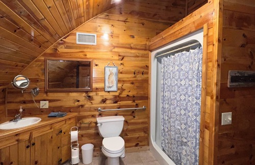 Viroqua Condominio | Feed Mill Lodge