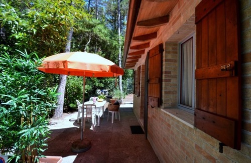 Lignano Pineta Villa | Siéntete como en casa en nuestra encantadora villa.