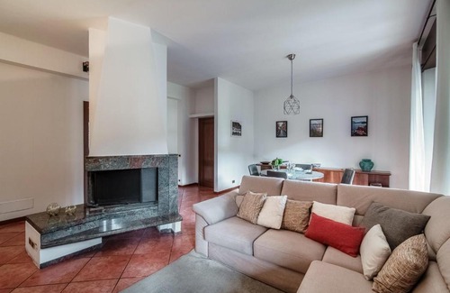 Como Apartamento | Feel @ Home Como - by MyHomeInComo