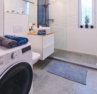 Corvin negyed Apartamento | Feel Home DeLuxe CORVIN # FREE PARKING # AC # Elevator