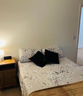 Leinster Casa | Feels like home, Room Douglas, Cork