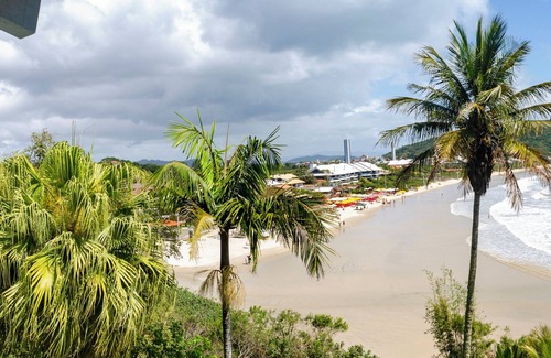 Florianopolis Casa | Feet in the sand in Floripa!