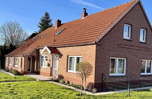 Strackholt Apartamento | Fehnhaus - cozy vacation apartment with house character