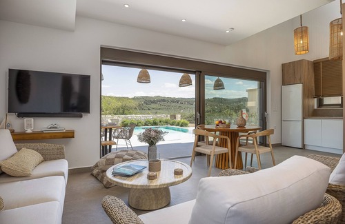 Spilia Casa | Feli Living - luxury villa Chania Crete Greece