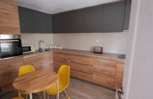 Sremski Karlovci Villa | Felicita Vila in nature suitable for accommodation during the EXIT festival!