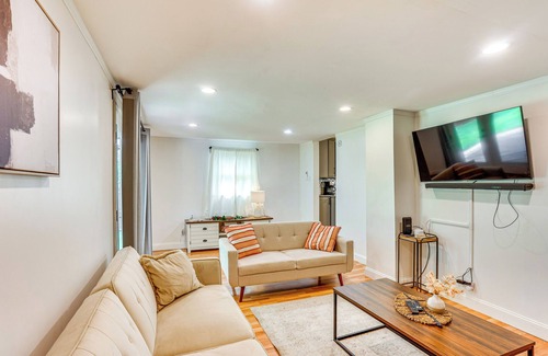 Bernville Casa | Fenced Backyard, Grill & Deck: Bernville Home!