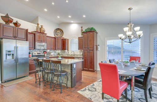 Paradise Valley Village Casa | Patio, bañera de hidromasaje y parrilla - ¡Remodelado hogar de Scottsdale!