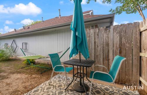 Wells Branch Apartamento | Fenced Yard 2BR 1BA 10m to Domain Near Downtown Pets OK by AUSTIN VACAY