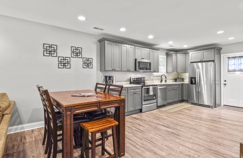 Lookout Valley Neighborhood Association Casa | Fenced yard - Dogs - 1 mile The Venue - 10 min to Chattanooga-Lookout Mountain