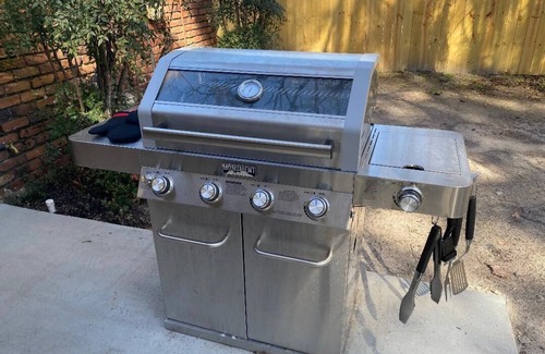 Savannah Casa | Savannah Family Getaway - Dog Friendly