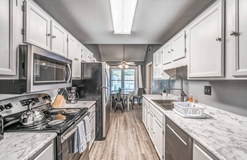 Cordova Casa | Fenced Yard w/ Pool! Comfy & Convenient in Cordova
