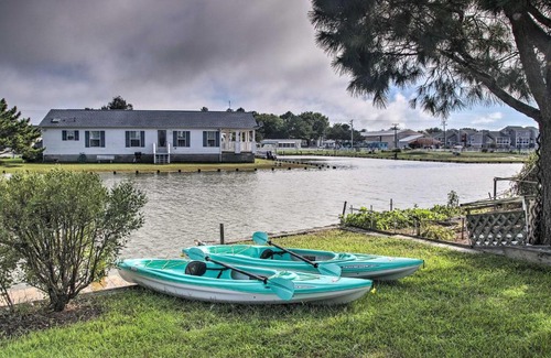 Fenwick Island Casa | Fenwick Island Home with Canalfront Deck Less Than 1Mi to BCH