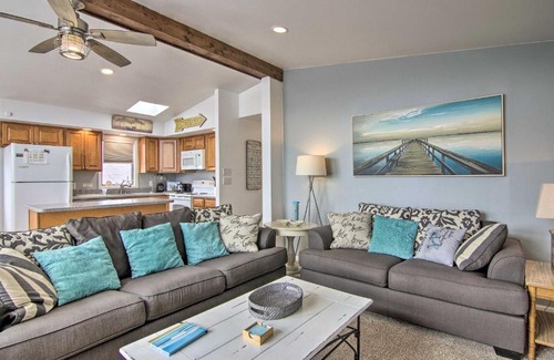 Fenwick Island Casa | Fenwick Island Home with Canalfront Deck Less Than 1Mi to BCH
