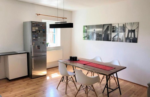Loipersdorf bei Fuerstenfeld Apartamento | Ferienwohnungen und Appartements im idyllischen Vierkanthof, Gruppenurlaube