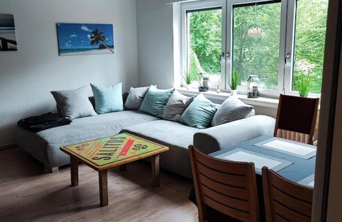 Bueren Apartamento | Ferien - und Monteurwohnung am Freibad