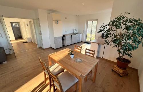 Kleinsassen Apartamento | Ferienapartment An der Milseburg