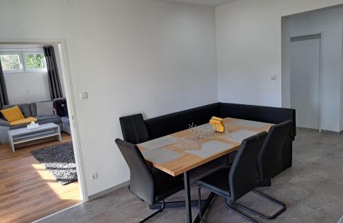 Breitenstein Apartamento | Ferienapartment "Zur Linde"