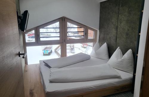 Fusch an der Grossglocknerstrasse Hotel | Feriendorf Ponyhof