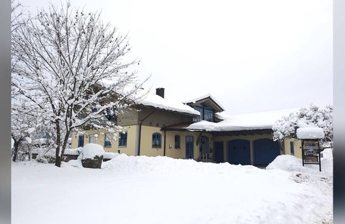 Langdorf Apartamento | Casa de vacaciones con balcón en la bahía. Bosque. Zona de sauna en la casa.