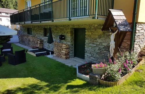 Waldbach-Monichwald Apartamento | Feriendomizil Wetzelberger