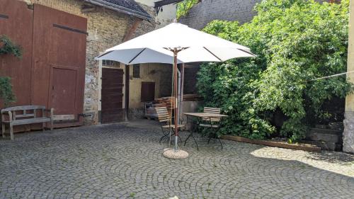 Birlenbach Casa | Ferienhäuschen mit Hof in Birlenbach