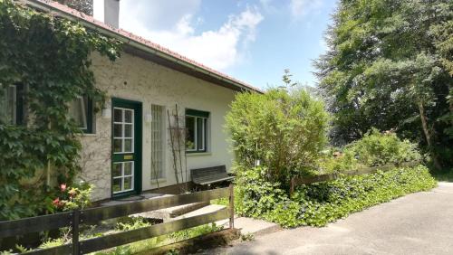 Ampflwang im Hausruckwald Casa | Ferienhaus am Waldrand