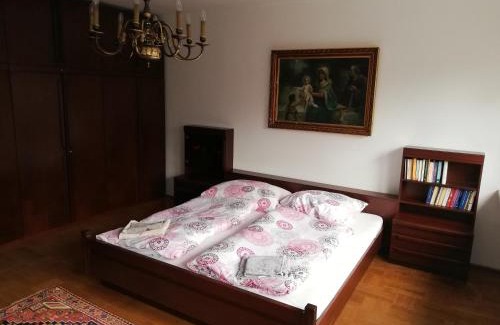 Ampflwang im Hausruckwald Casa | Ferienhaus am Waldrand
