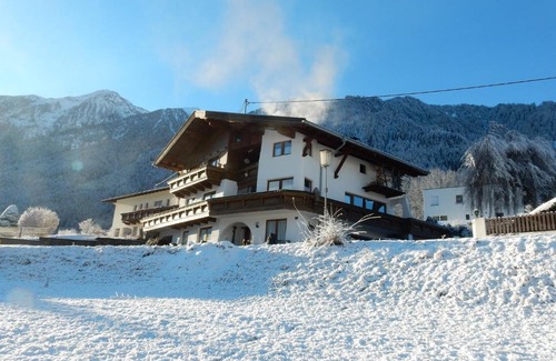 Sautens Apartamento | Ferienhaus Alpina Ötztal