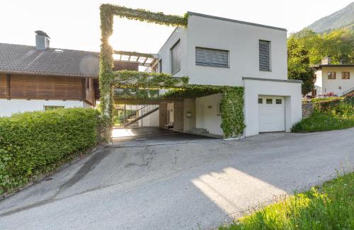 Flattach Apartamento | Ferienhaus Bergpanorama mit Sauna & großem Garten