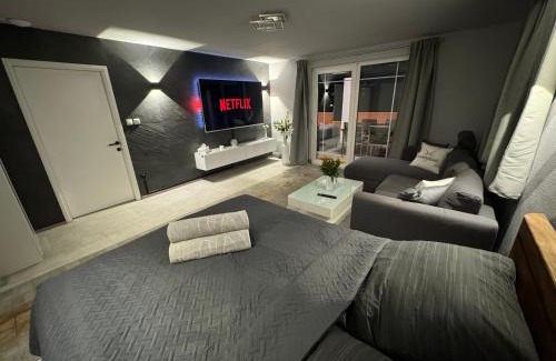 Bilice Villa | Ferienhaus Bilice - Pool beheizt - Fitness - Relax