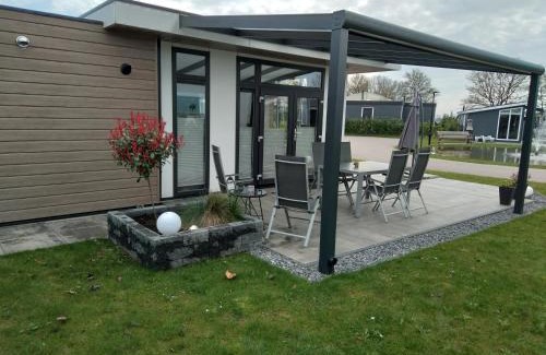 Lathum Casa | Ferienhaus/Chalet/Bungalow am See, Holland, Niederlande, Lathum