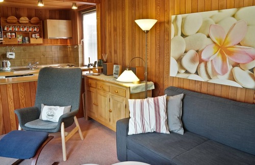 Brodersby Casa | Ferienhaus "dat Appelhuus" in Brodersby-burg