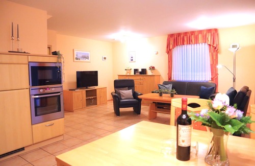 Dorumer Neufeld Casa | Ferienhaus Gudrun - Comfortable, barrier-free vacation for all generations!