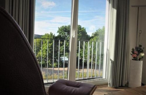 Heringhausen Casa | Ferienhaus direkt am Diemelsee-Heringhausen-Willingen-Toplage-Sauna-3 Schlafzimmer-2 Terrassen-109 qm-incl Wäsche