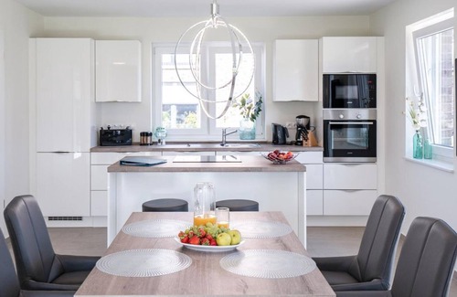 Nordseebad Burhave Casa | Ferienhaus Emily - Ferienhaus, Dusche, WC, 2 Schlafräume
