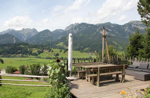 Haus im Ennstal Apartamento | Ferienhaus Ennsling