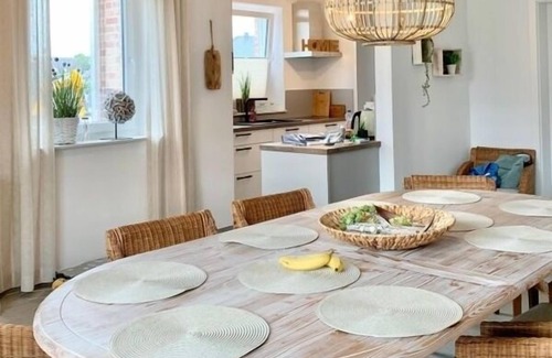 Butjadingen Apartamento | Ferienhaus für 20 Gäste mit 280m² in Eckwarden