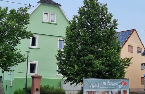 Flacht Casa | Ferienhaus Haus am Brunnen 8 Zimmer