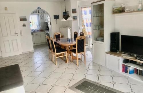 Neßmersiel Casa | Ferienhaus Huus Wattenmeer in Nessmersiel mit Garten, Terrasse, Sauna, Räder, und Grill