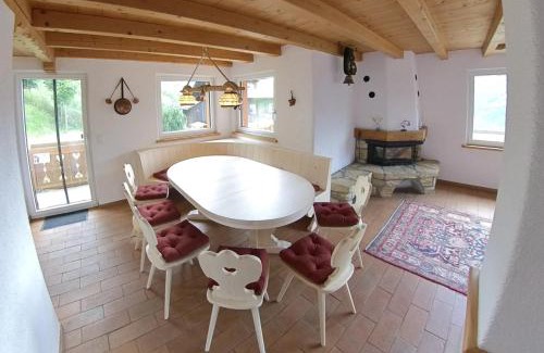 Pany Apartamento | Ferienhaus Maliet - Spacious Holiday Home with Mountain view