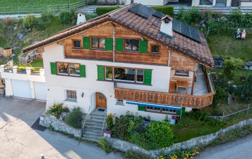Pany Apartamento | Ferienhaus Maliet - Spacious Holiday Home with Mountain view