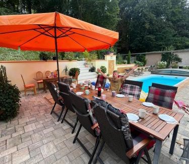 Oberdorla Casa | Ferienhaus mit Pool im Seußlitzer Grund