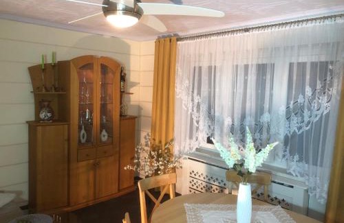 Oberdorla Casa | Ferienhaus mit Pool im Seußlitzer Grund