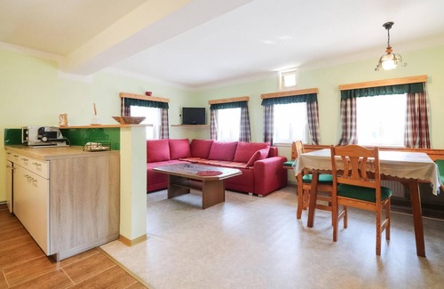 Gemeinde Großradl Casa | Ferienhaus mit Landblick