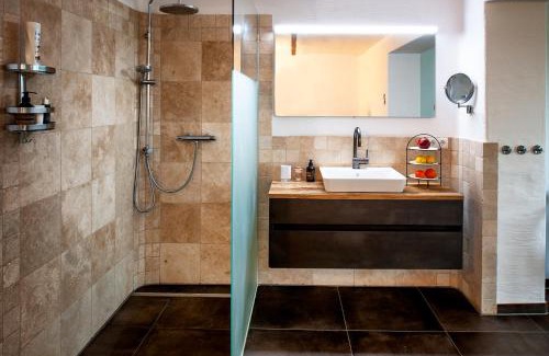 Hartmannsdorf Casa | Ferienhaus mit privaten Schwimmteich und Sauna