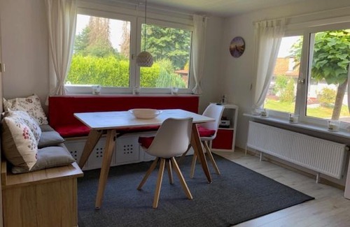 Helferskirchen Casa | Ferienhaus mit Sauna und großem Garten, Hunde willkommen